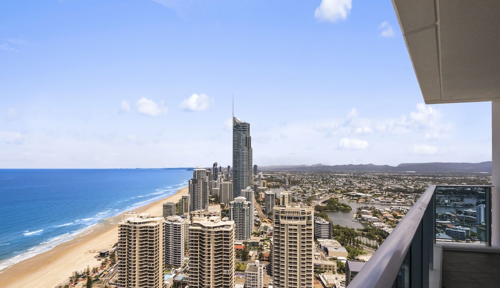 Surfers Paradise Vacations - Gold Coast Private Apartments - Property Image 1