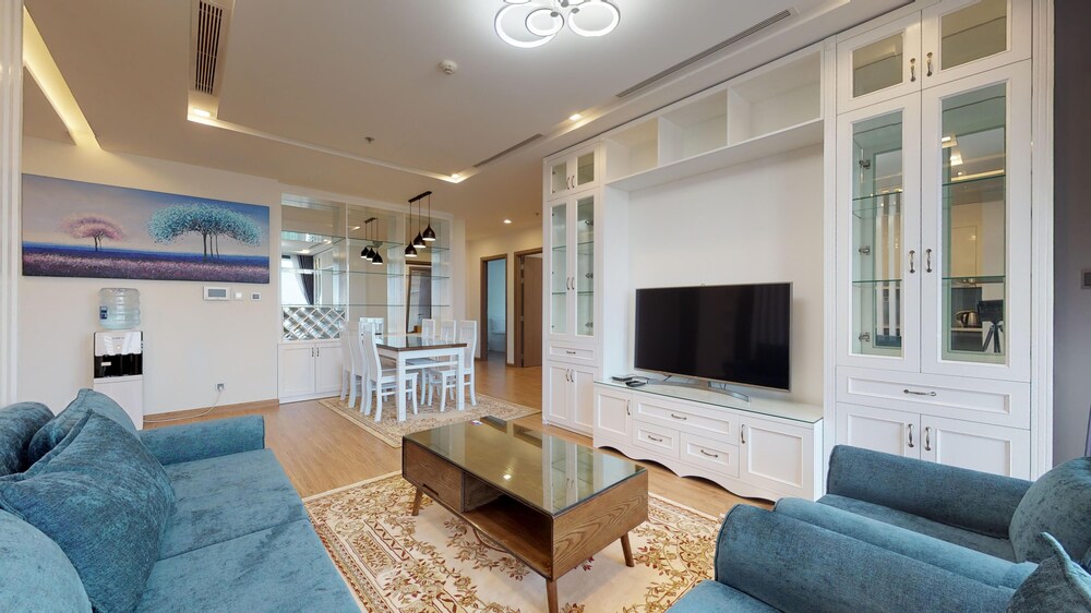 Feria Home - Vinhomes Metropolis Lieu Giai