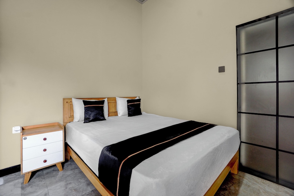 OYO 94924 Cidu Homestay Syariah