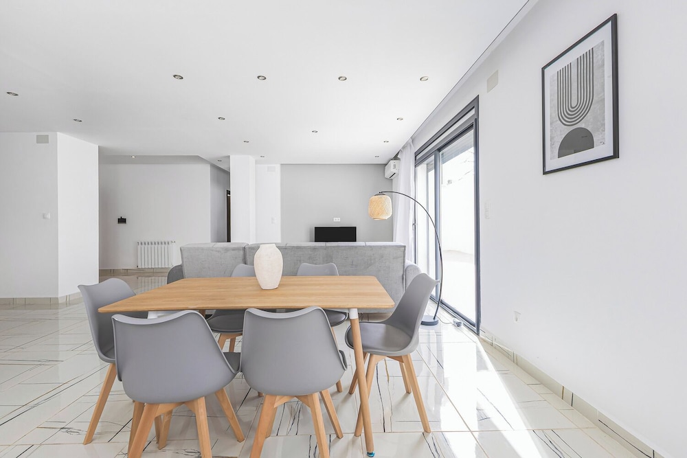Appartement de 3 pieces a Birkhadem