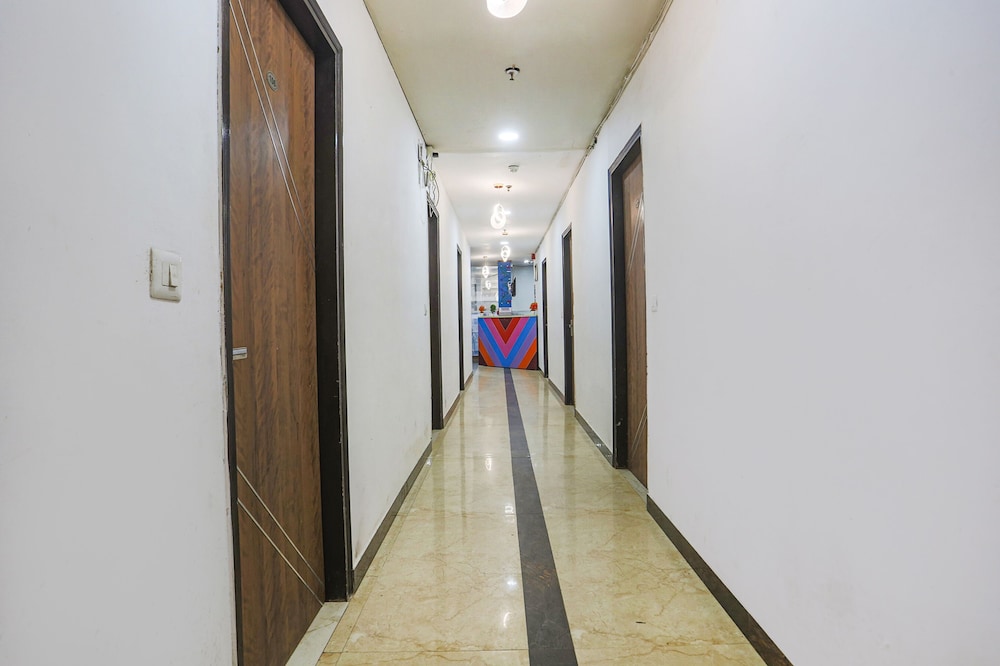 Fabhotel Golden Key