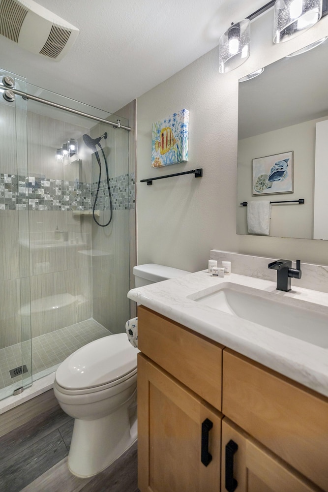 Land's End 4-306 Bay Front - Premier
