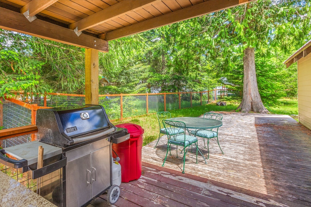 Cottonwood Chalet in Packwood