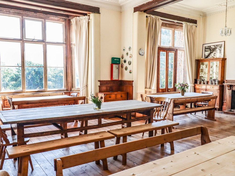 Nethercott House