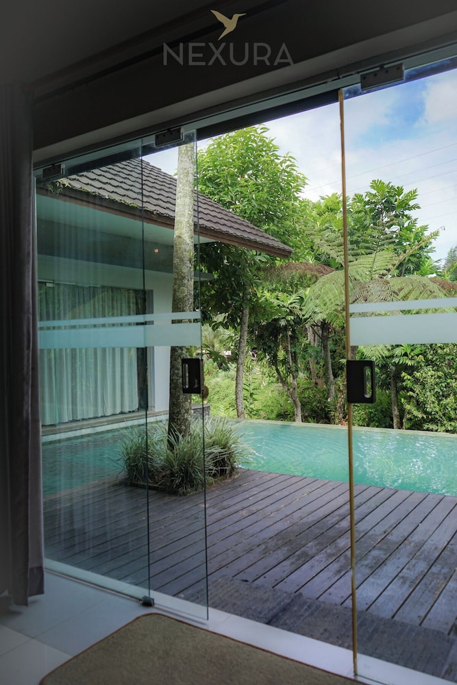 Jambu Klutuk Resort