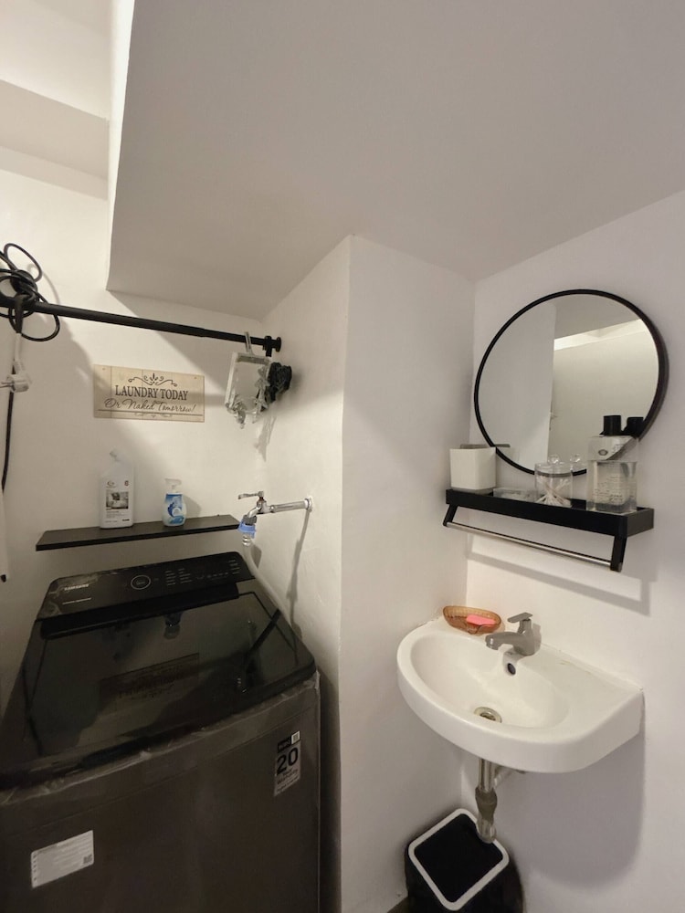 Cozy Loft Condo in Tanza With Arcade
