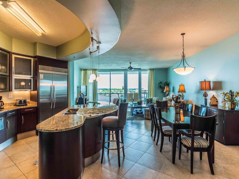 Bella Luna #404 by Southern Vacation Rentals