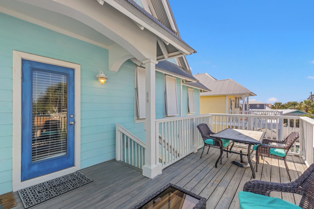 Seafoam Beautiful 3BR Home With Heated Private Pool - 4 Min Walk to Beach!