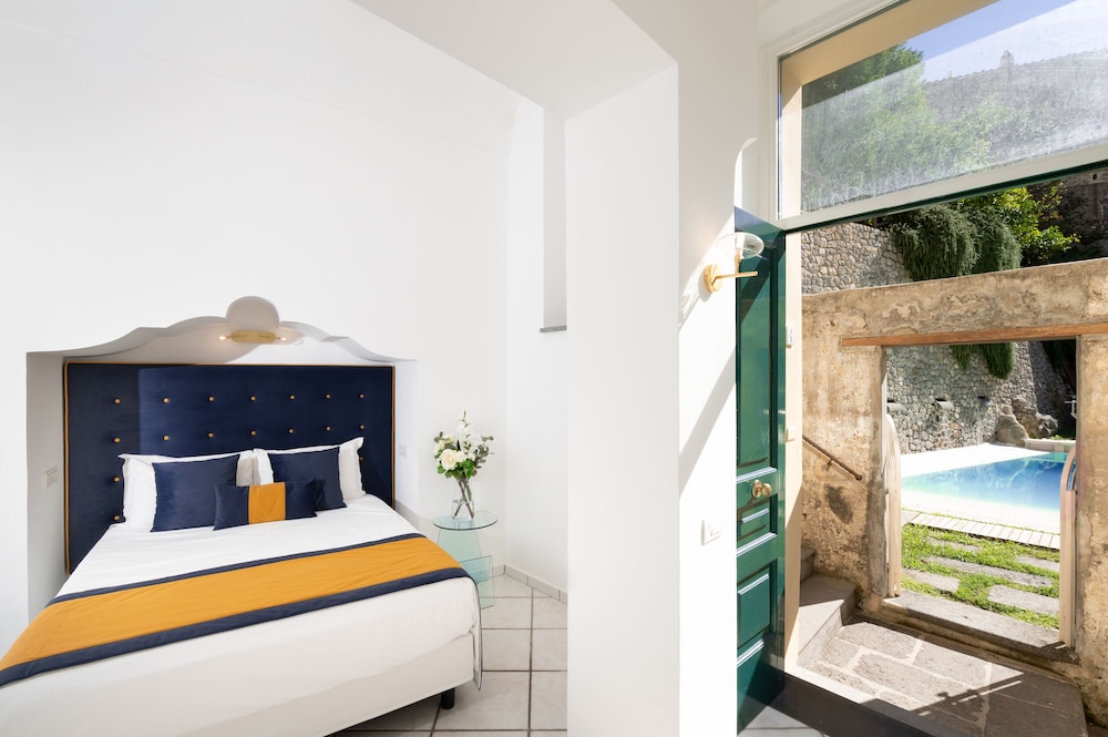 Amalfi Resort