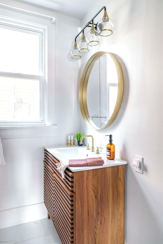 Jungle House Boutique Suites – Short North & Convention Center
