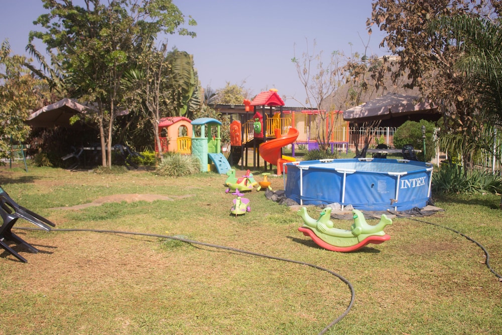 Leget Lodges & Gardens, photo 24