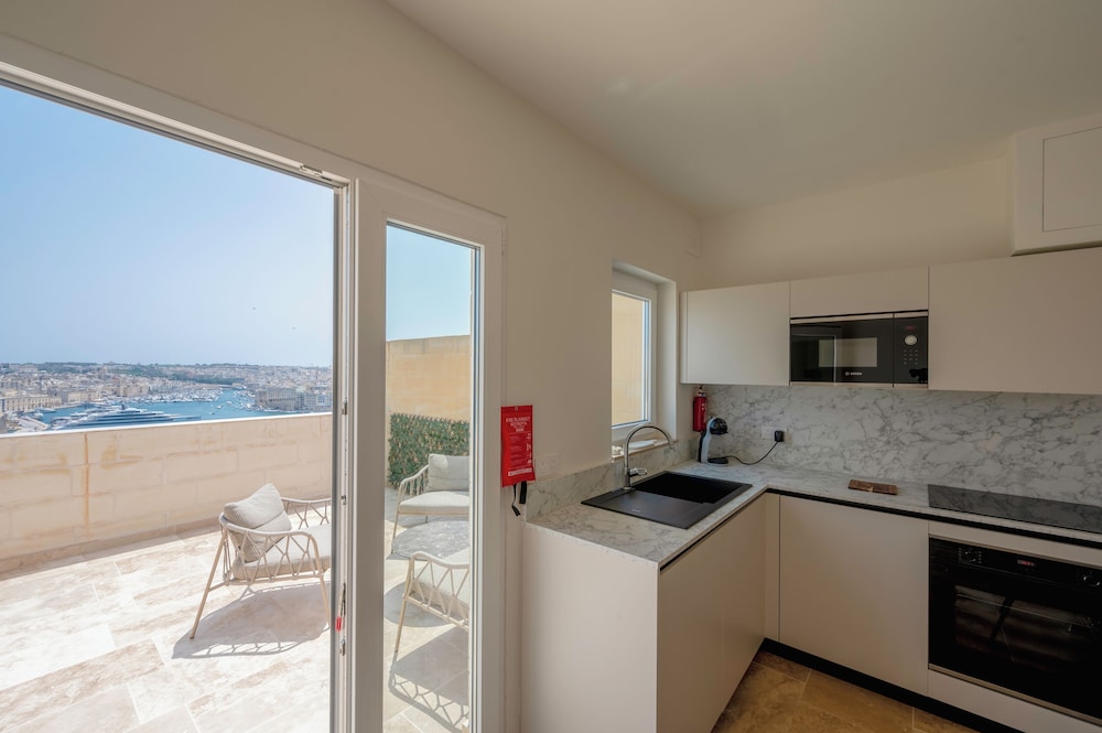 V60 Valletta