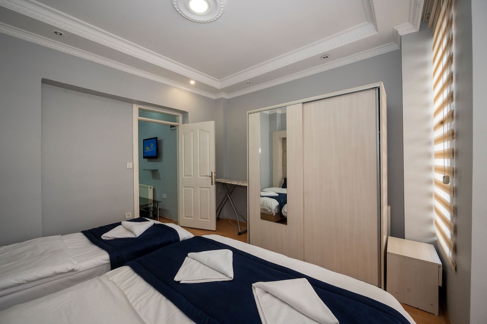 Taksim Suite II