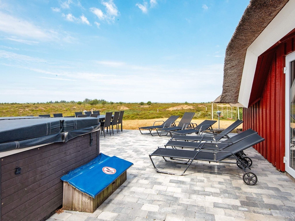 12 Person Holiday Home in Romo view 4