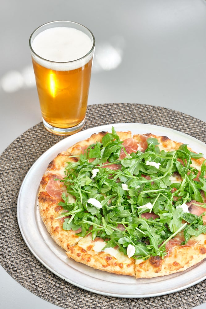 Napa Valley / Sonoma Vacations - Calistoga Inn Restaurant and Brewery - Property Image 43