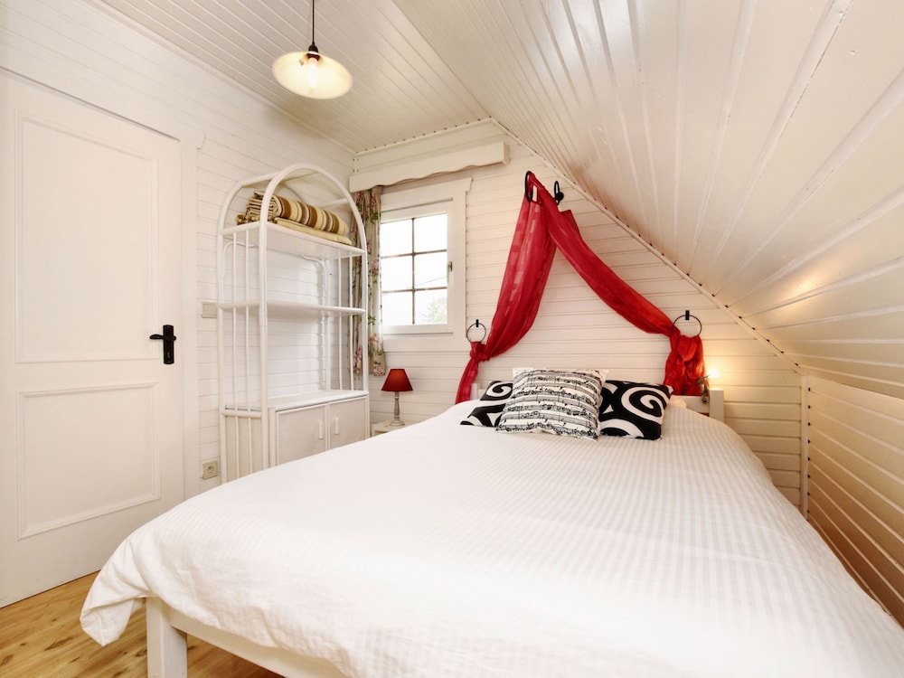 Chalet in Fraiture With Sauna and Garden view 2