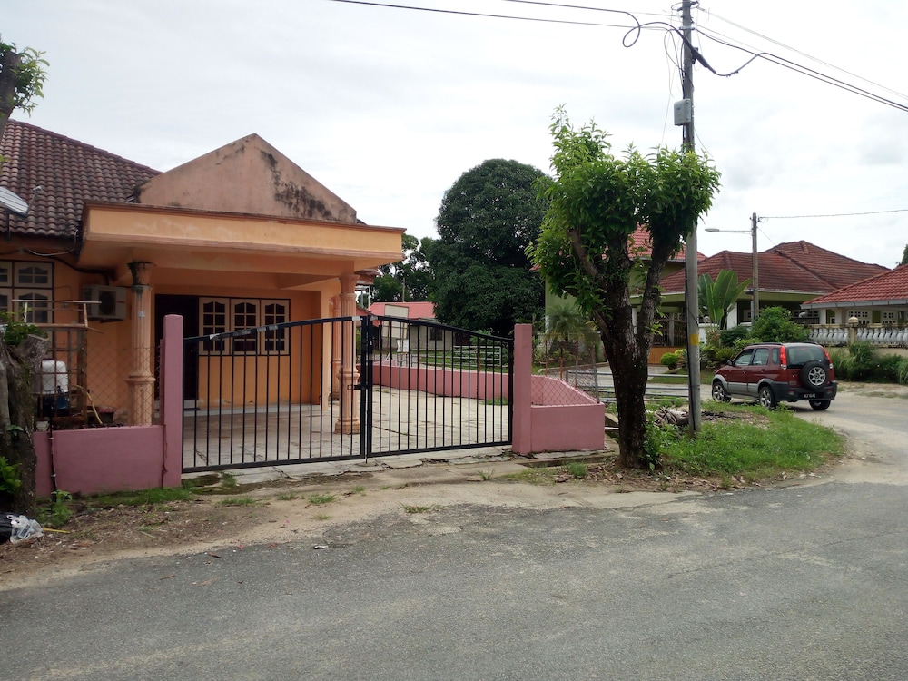 Shima Homestay photo 6