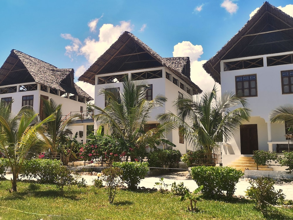 Moonshine Villa
