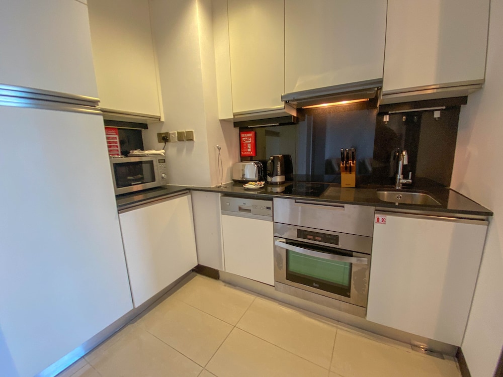 Lux BnB Address Dubai Marina-Studio