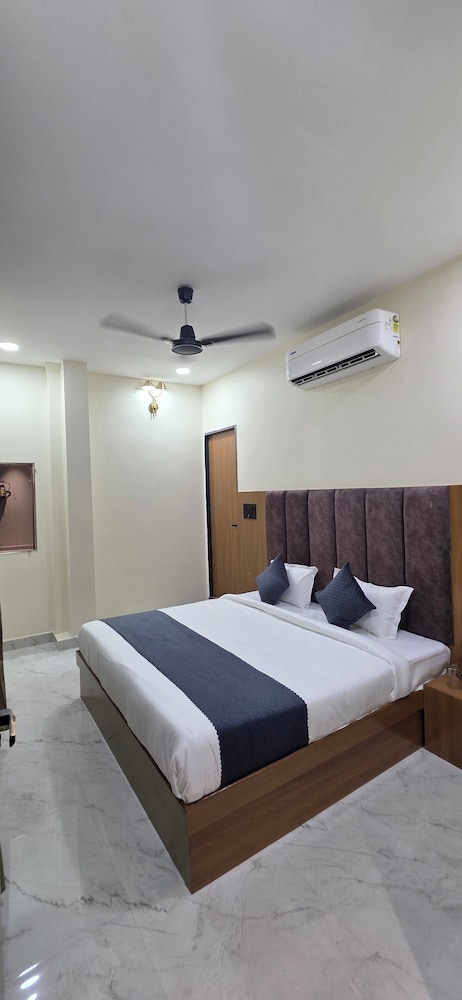 Hotel Hari Sajan