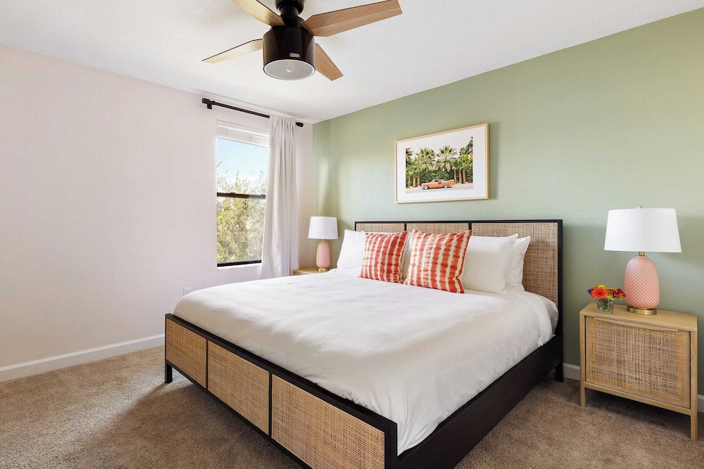 Sleeps 18! Family Retreat w/ Game Room, Pool, Resort Access Shadow Mountain