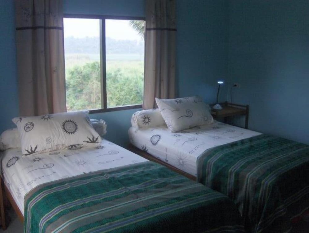 Homestay Singburi Thailand view 3