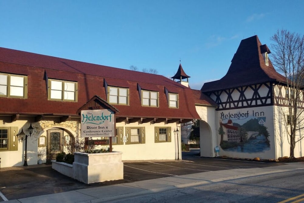 Helendorf River Inn, Suites & Conference Center