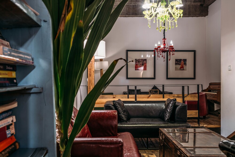 Chengdu Sonderia Hostel&Bar-Lazybones