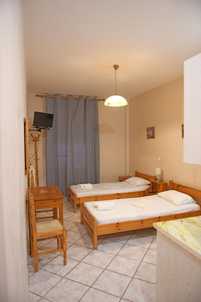 Nikos Studio 4 in Gialiskari photo 4