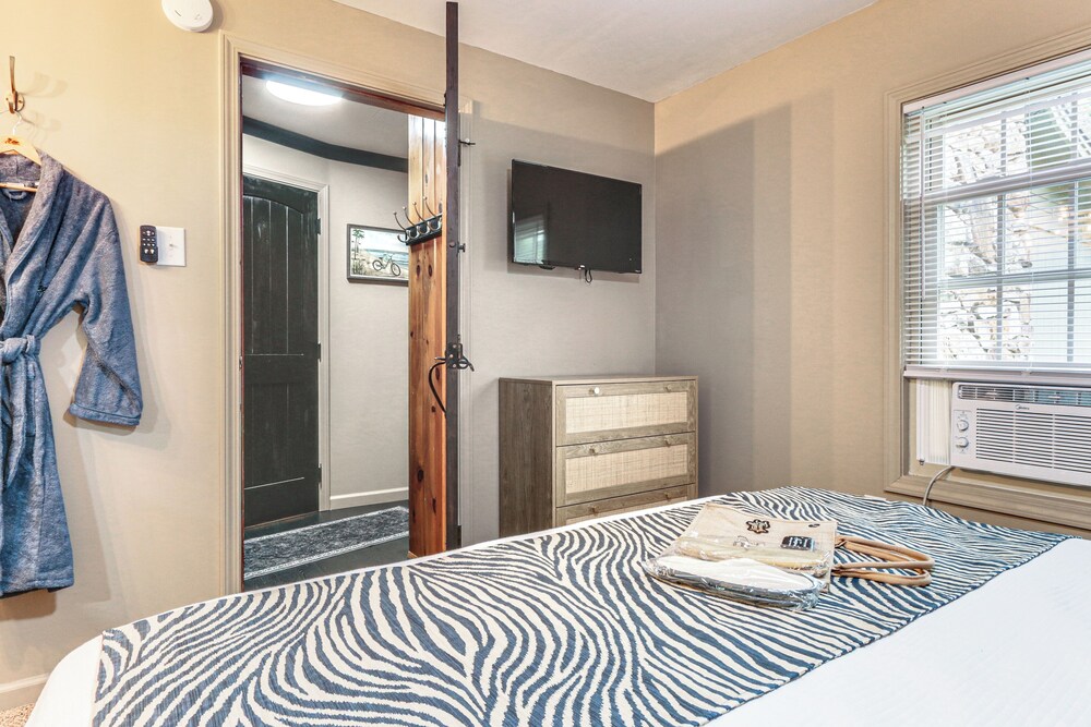 < 1 Mi to Raystown Lake: Family-friendly Cottage!
