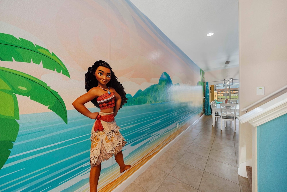 Welcome to Your Luxury Moana Villa