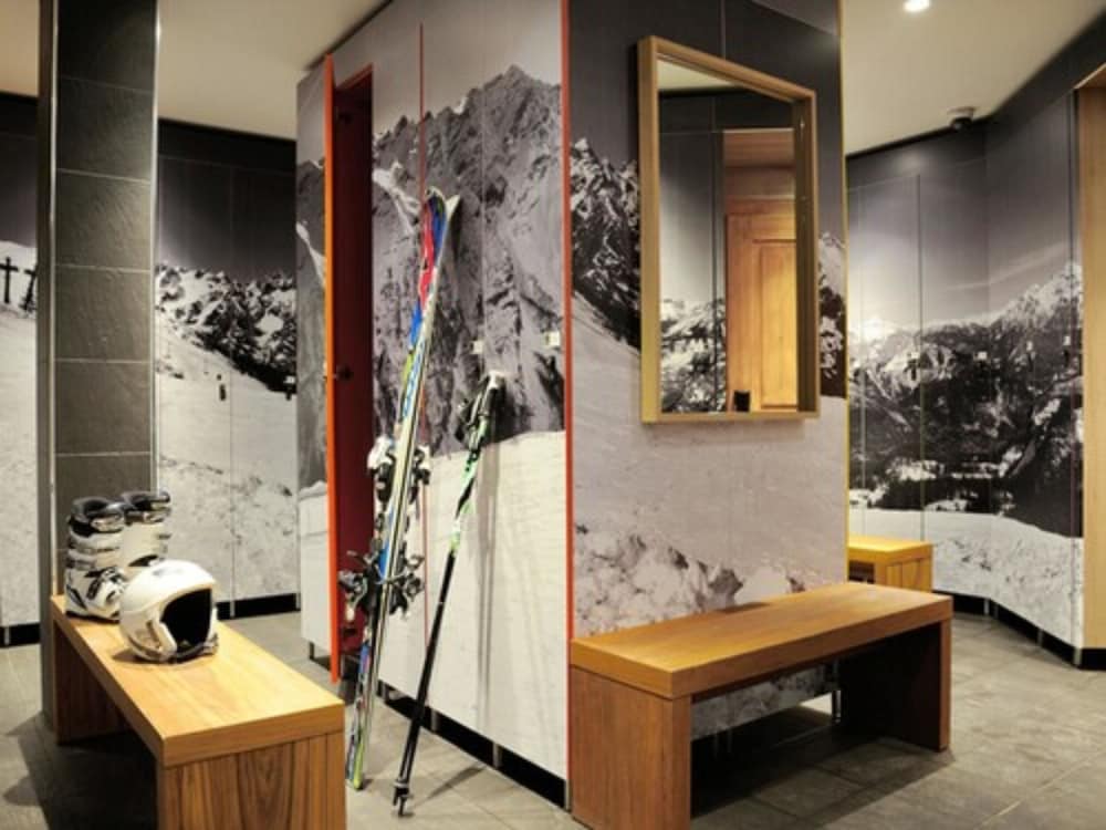 Les Allues Vacations - Hotel Le Savoy Meribel - Property Image 3