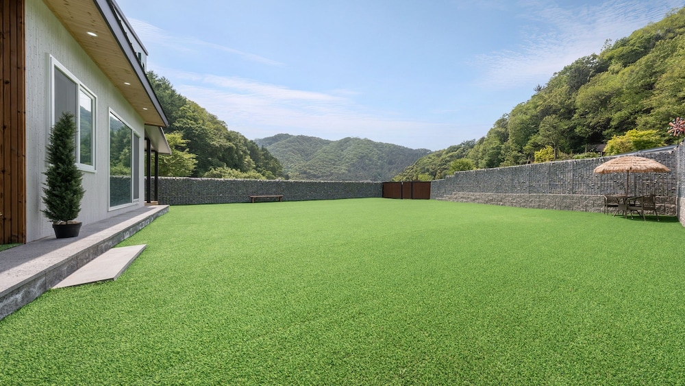 Hongcheon Lucky Dog Pension