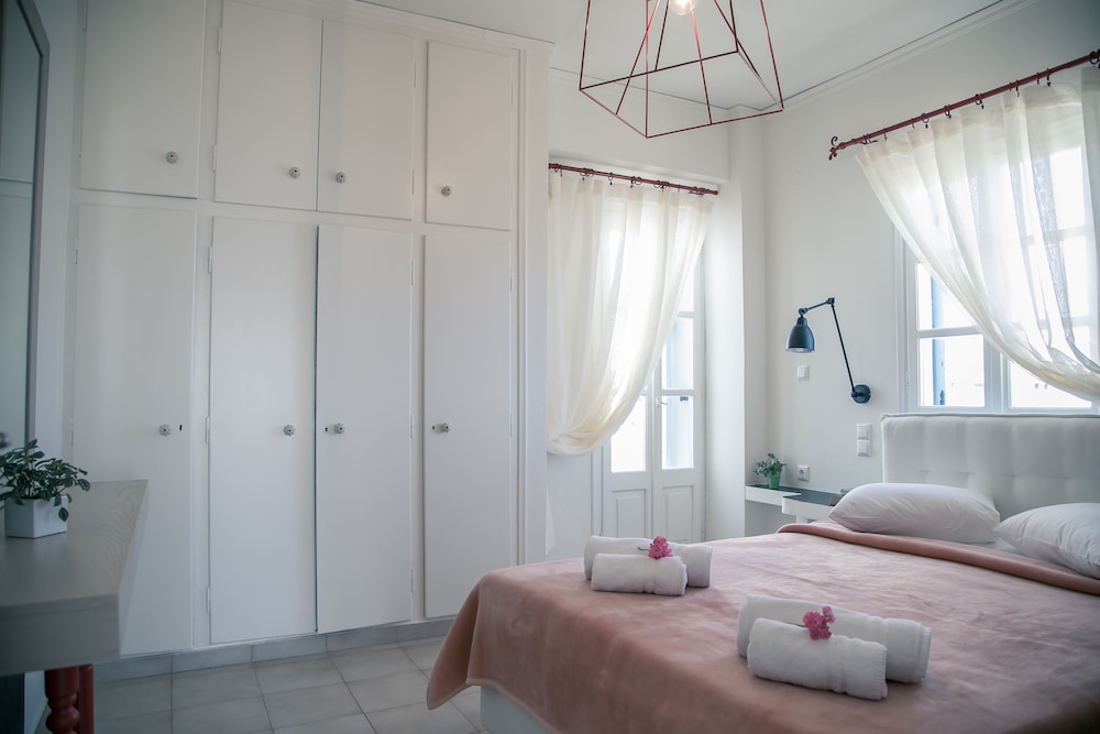 EOS Villa