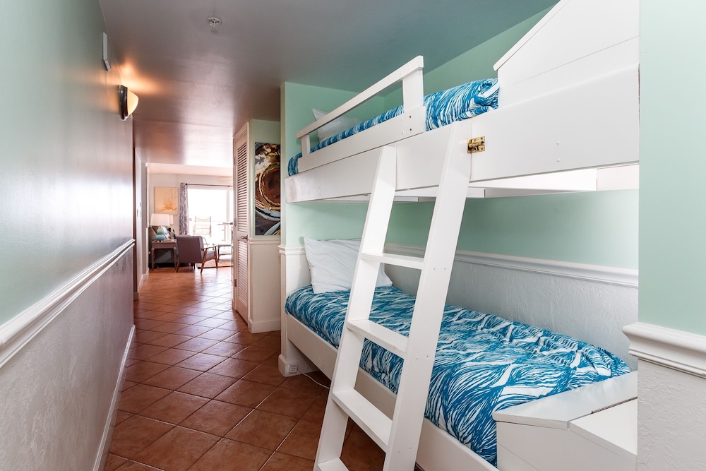 Pelican Isle 602 by Brooks and Shorey Resorts