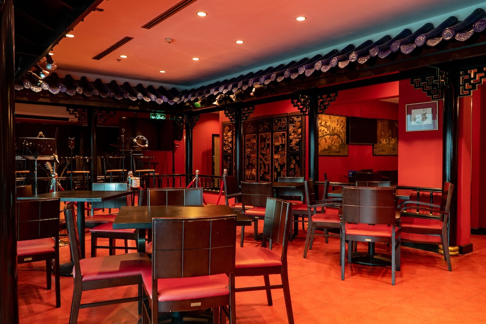 Abu Dhabi Vacations - Al Ain Palace Hotel - Property Image 32