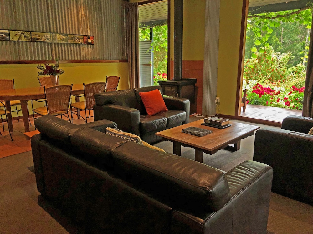 Valley Farm Vineyard Cottages