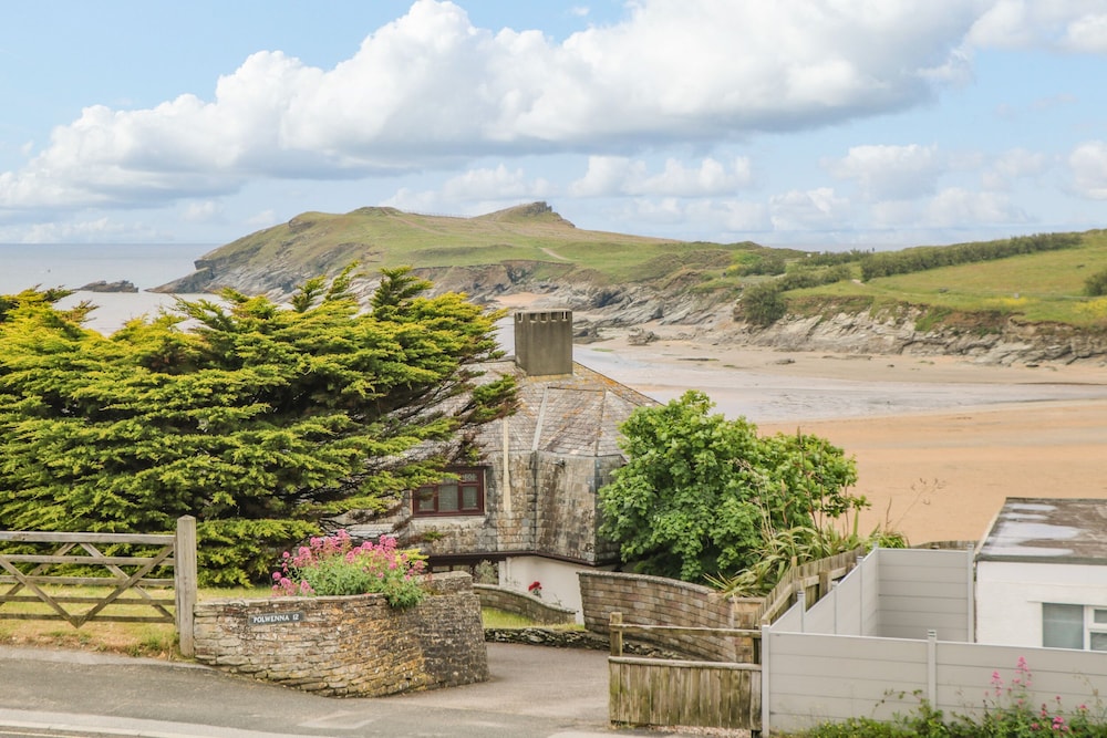 Porth Beach