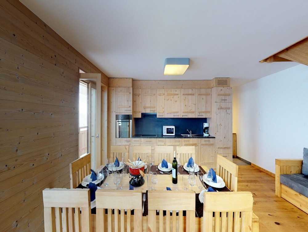 Apartment for Larger Gatherings