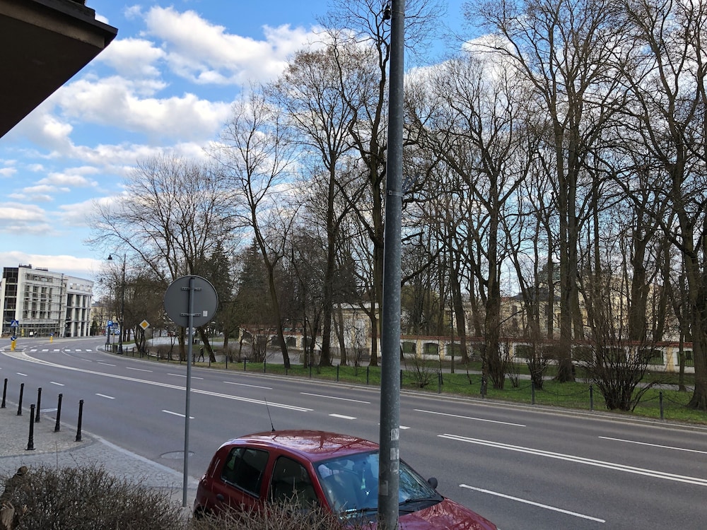 Central Rental - Apartament Przytulny view 4