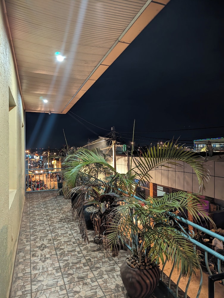 URBAN VIBER MOTEL view 4