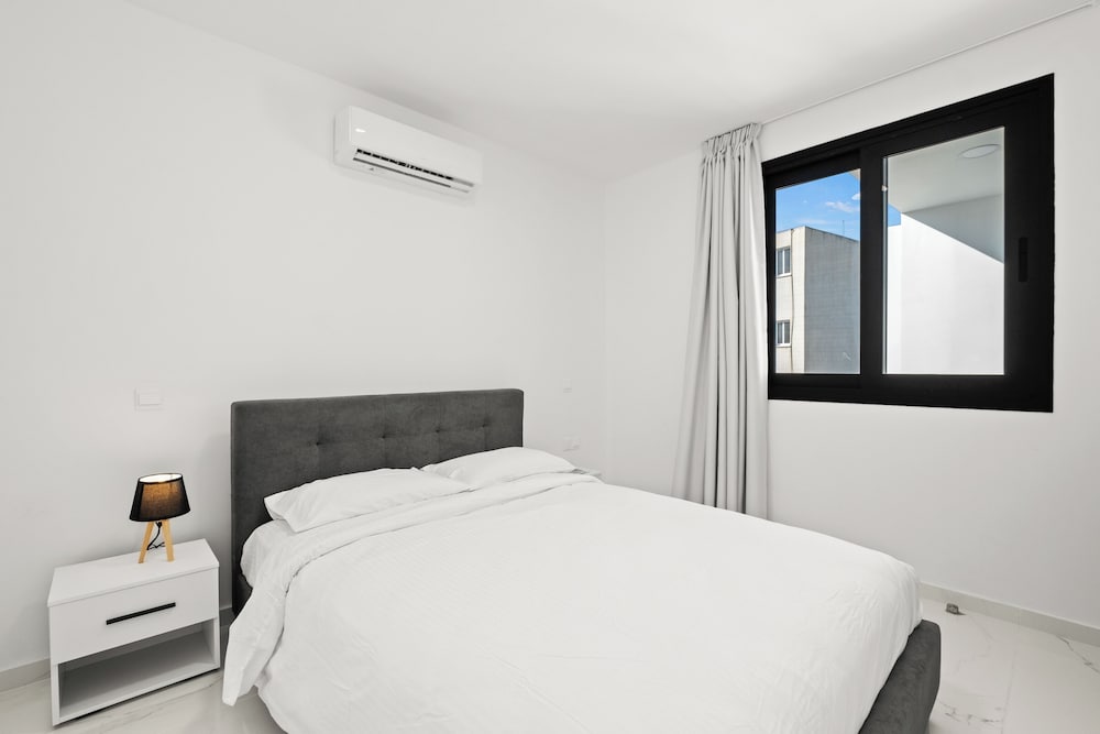 Maestro City Apartments