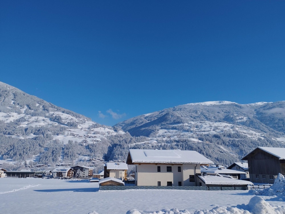 Chalet in Kaltenbach Near Ski Lift
