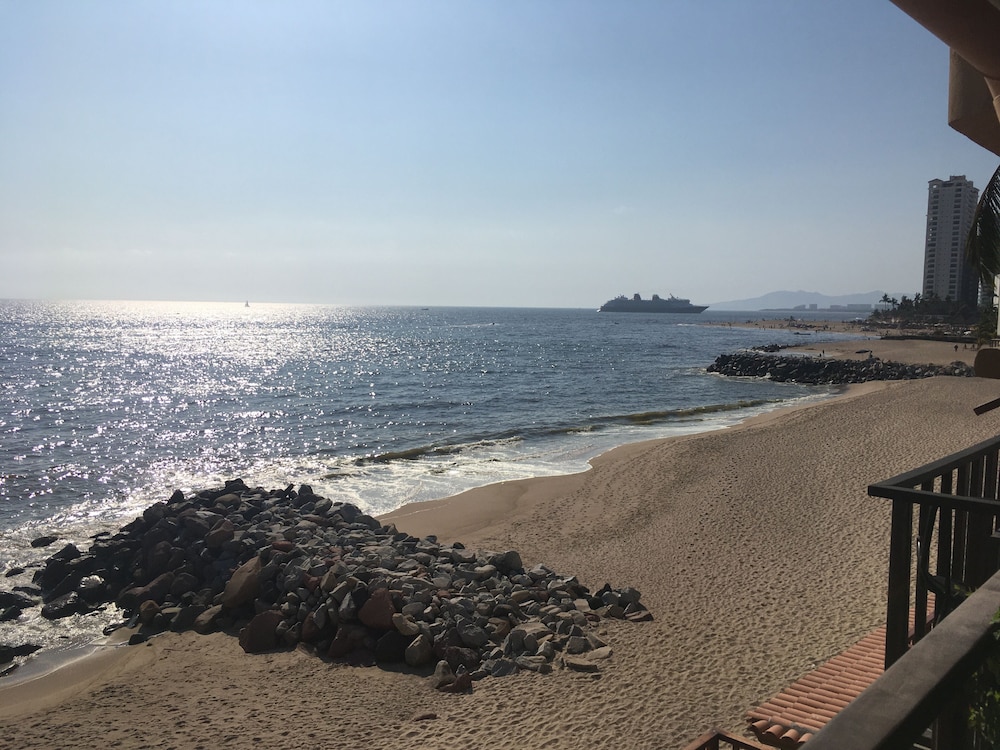 Los Tules Condominium Resort