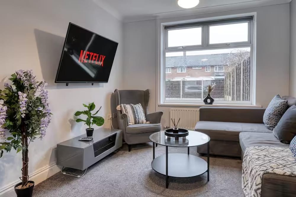Last Min Weekend Stay, Trafford, Pets Welcome