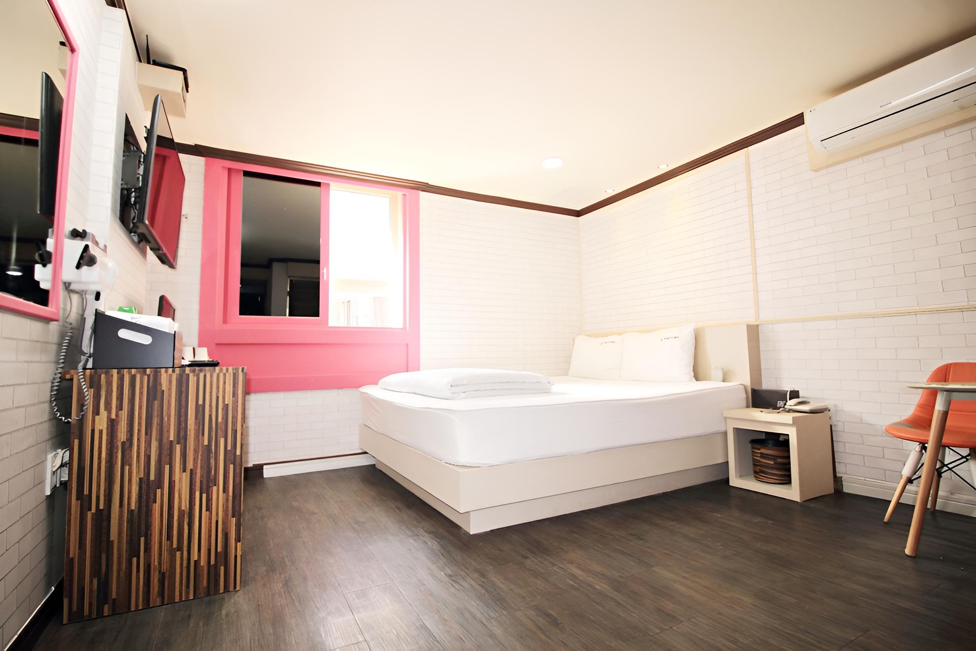9st Traveltel