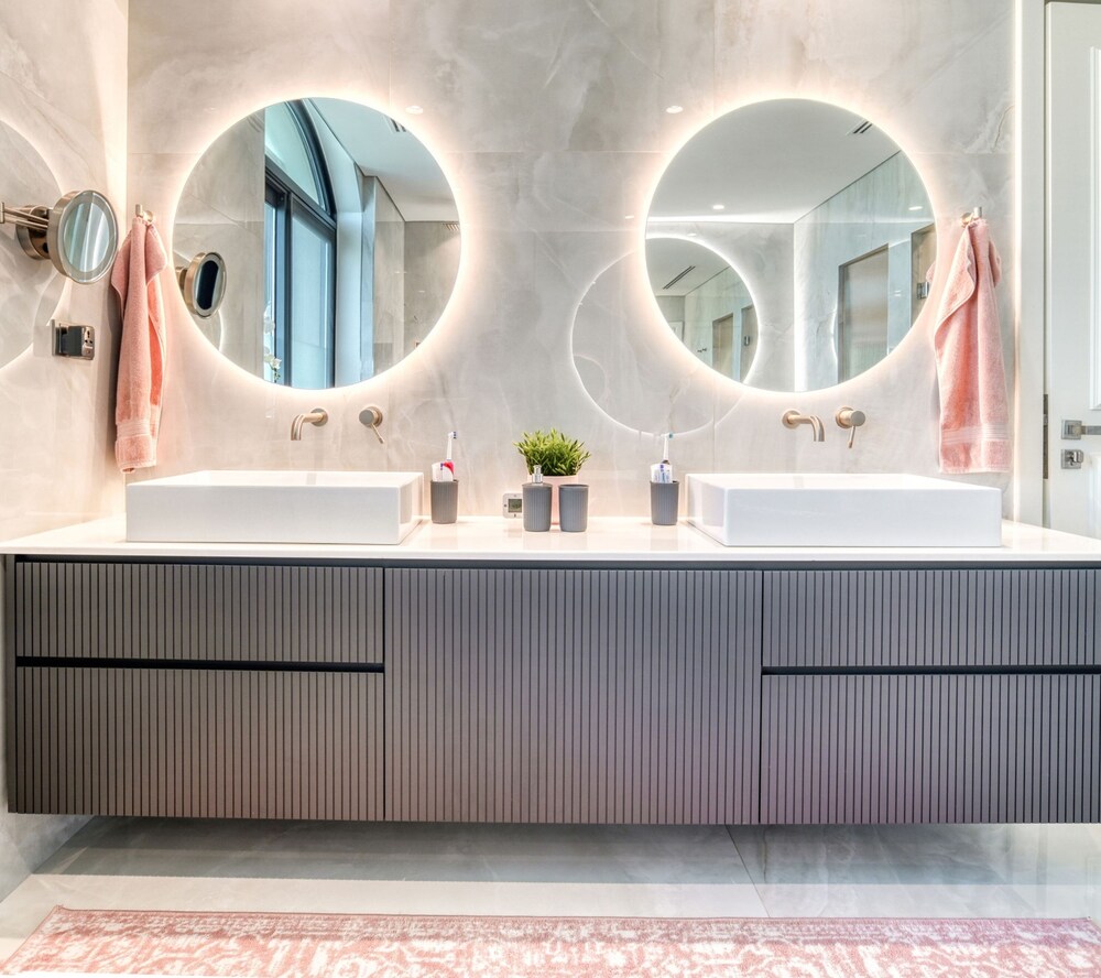 Modern 3BR Palm Penthouse w Private Plunge Pool