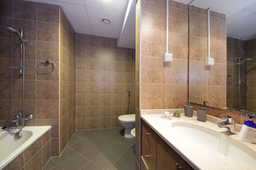 Luxury 1 Bedroom in Hamilton Residency