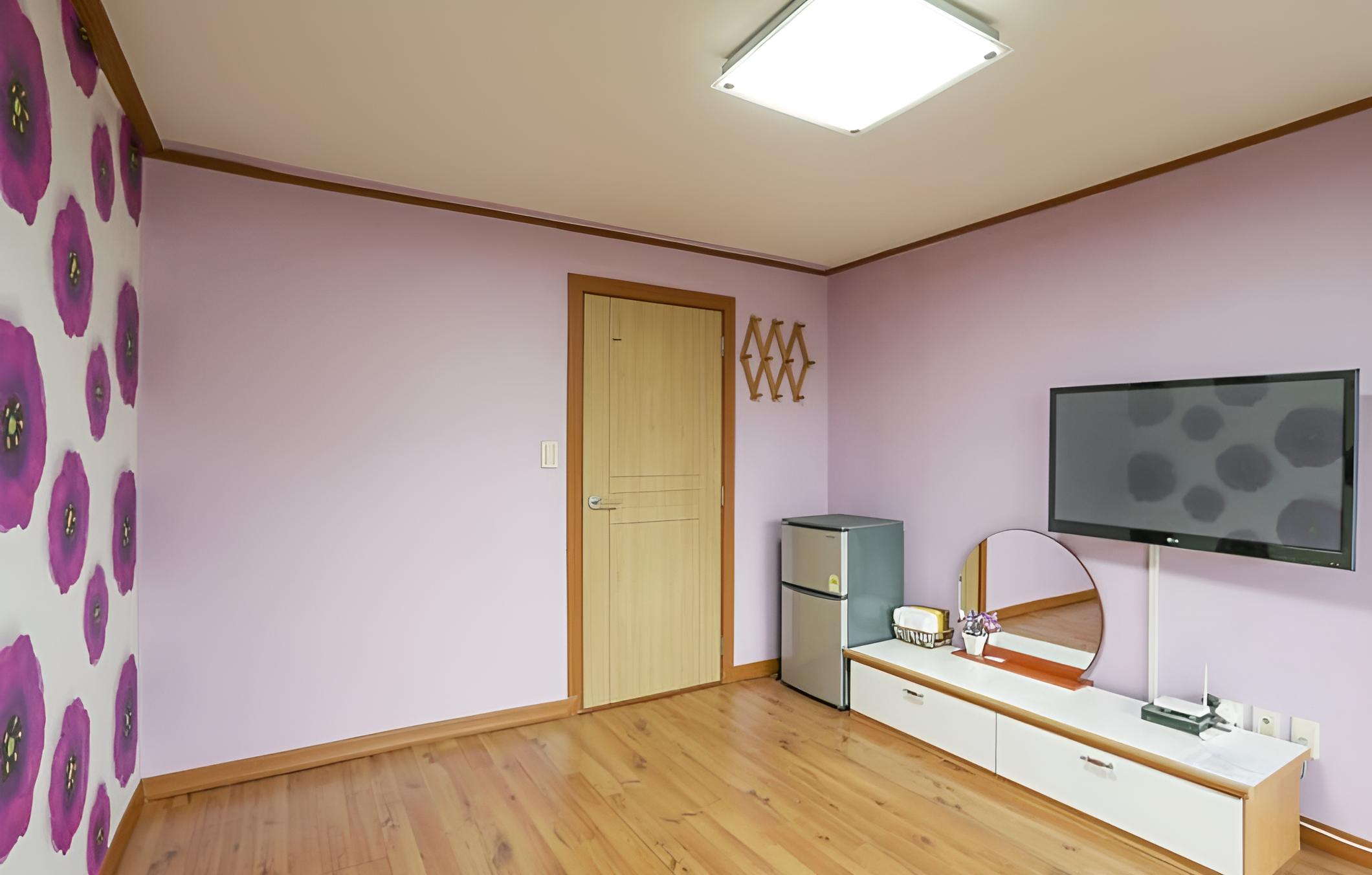 Sokcho White Light House Pension view 4