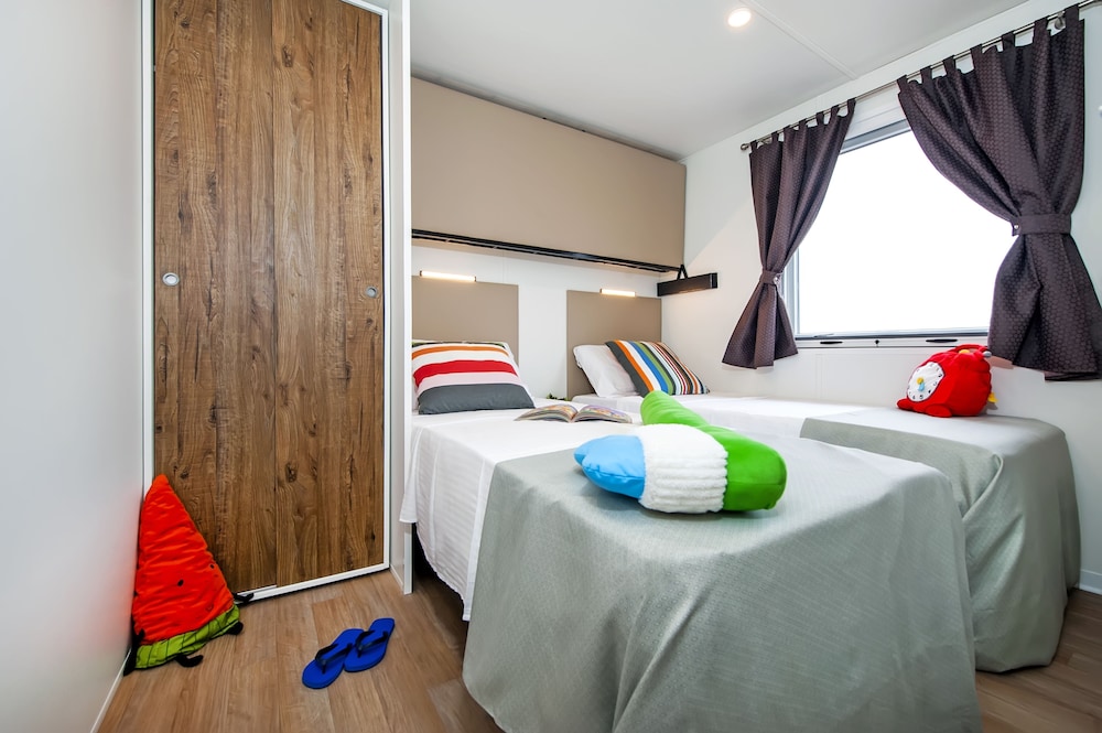 Mobile Homes Adriatic Camping Bi Village